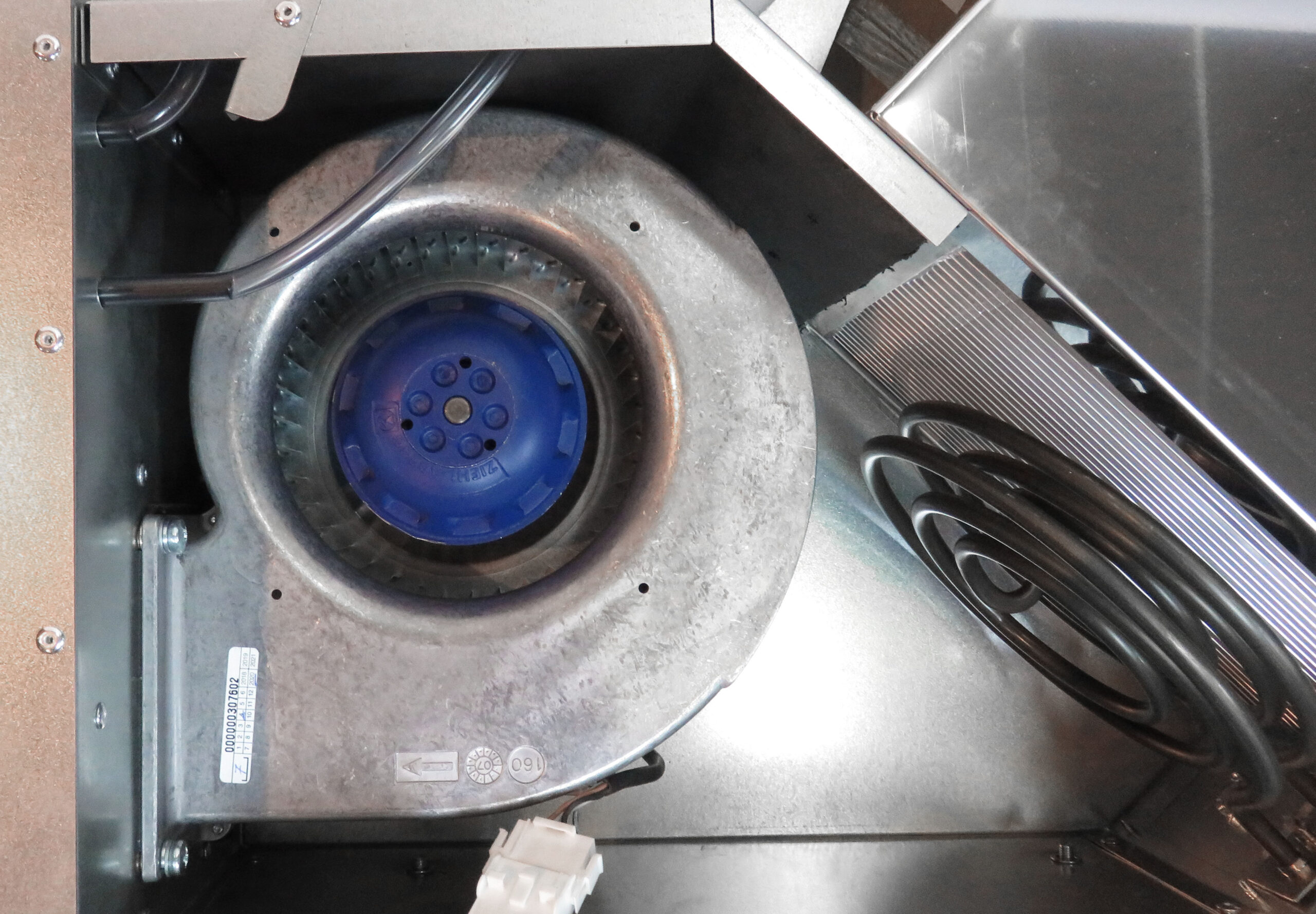 Компактная приточно-вытяжная установка с пластинчатым рекуператором Brissago CPE 1000 G — изображение 6